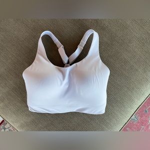 Athleta advance sports bra